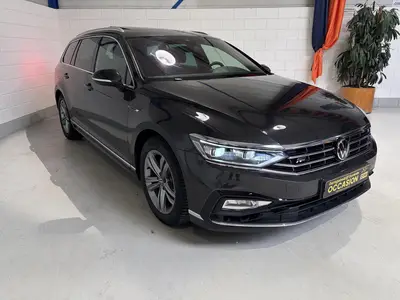 VOLKSWAGEN Passat Variant 1.5 TSI 150pk ACT Highline Busines uit 2020