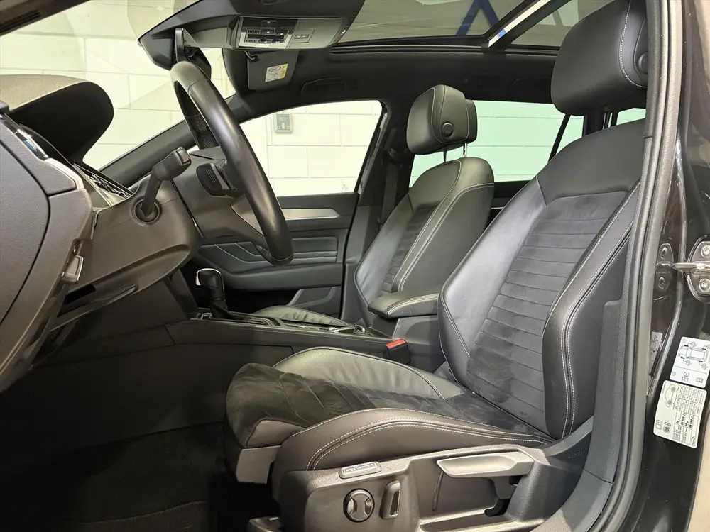VOLKSWAGEN Passat Variant 1.5 TSI 150pk ACT Highline Busines uit 2020, foto 3