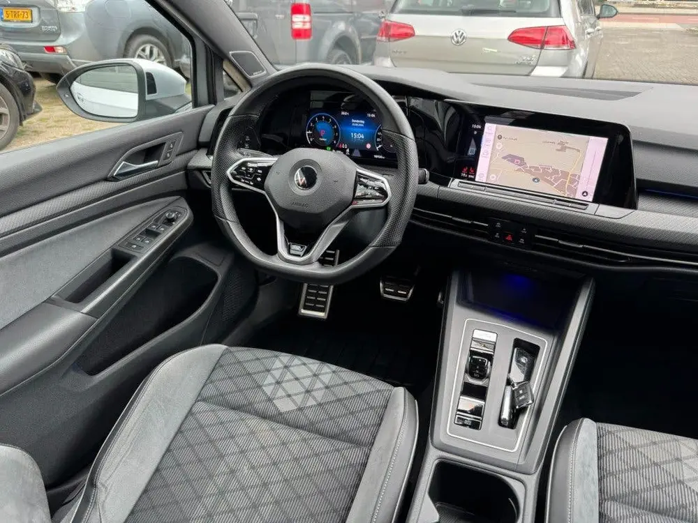 Volkswagen GOLF 1.5 eTSI 150PK DSG R-Line Camera ACC IQ.Ligh uit 2020, foto 12