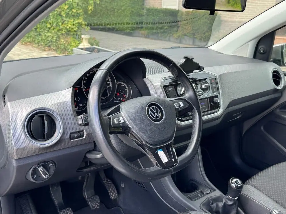 Volkswagen Up! 1.0 Active 5-drs LM velgen PDC Camera Cruise c uit 2021, foto 10