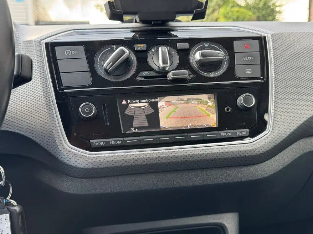 Volkswagen Up! 1.0 Active 5-drs LM velgen PDC Camera Cruise c uit 2021, foto 14