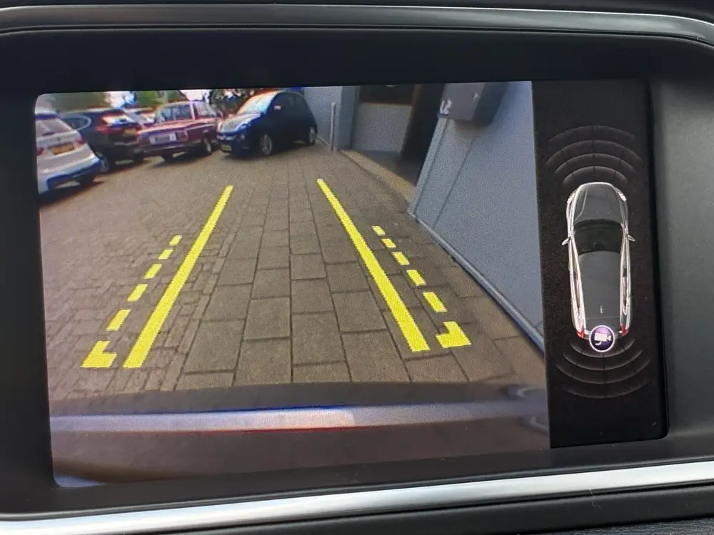 Volvo V40 1.5 T3 Polar+ Sport Automaat R-Design/Pano/Navigat uit 2019, foto 14
