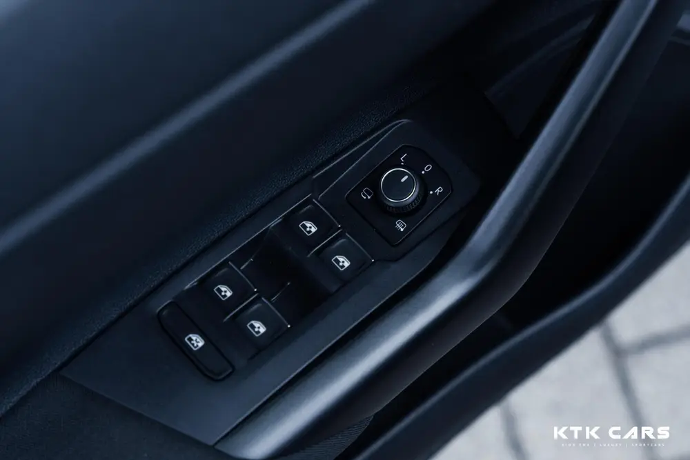 Volkswagen Polo 1.0 TSI R-Line|Carplay|Camera|IQLight|LineAs uit 2022, foto 14