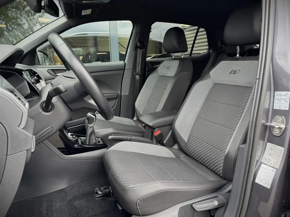 Volkswagen T-Cross 1.0 TSI 110PK R-Line (ACC|CAMERA|18"|4-SE uit 2022, foto 8