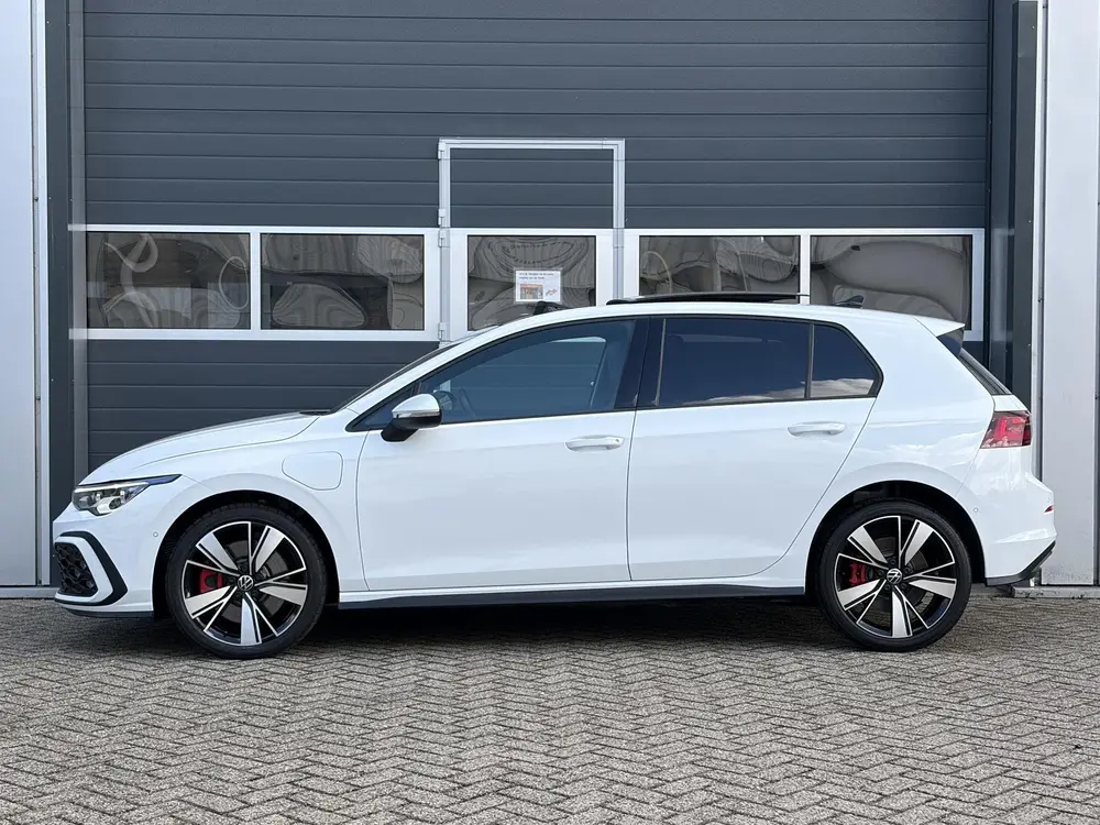 Volkswagen Golf 1.4 eHybrid GTE | Pano | Camera | Keyless | uit 2024, foto 5
