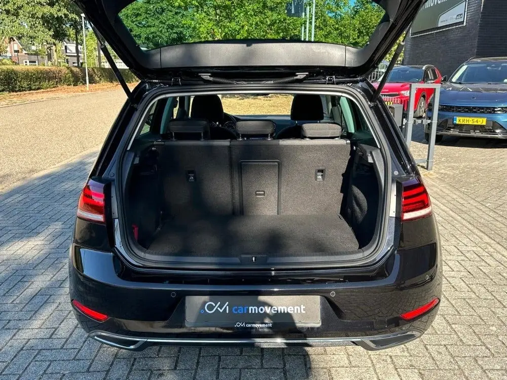 Volkswagen Golf 1.5 TSI Highline Aut. I Pano I Navi I Stoelv uit 2019, foto 11