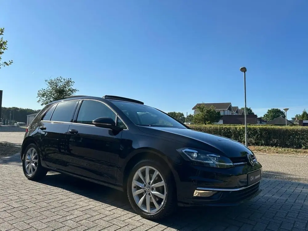 Volkswagen Golf 1.5 TSI Highline Aut. I Pano I Navi I Stoelv uit 2019, foto 13