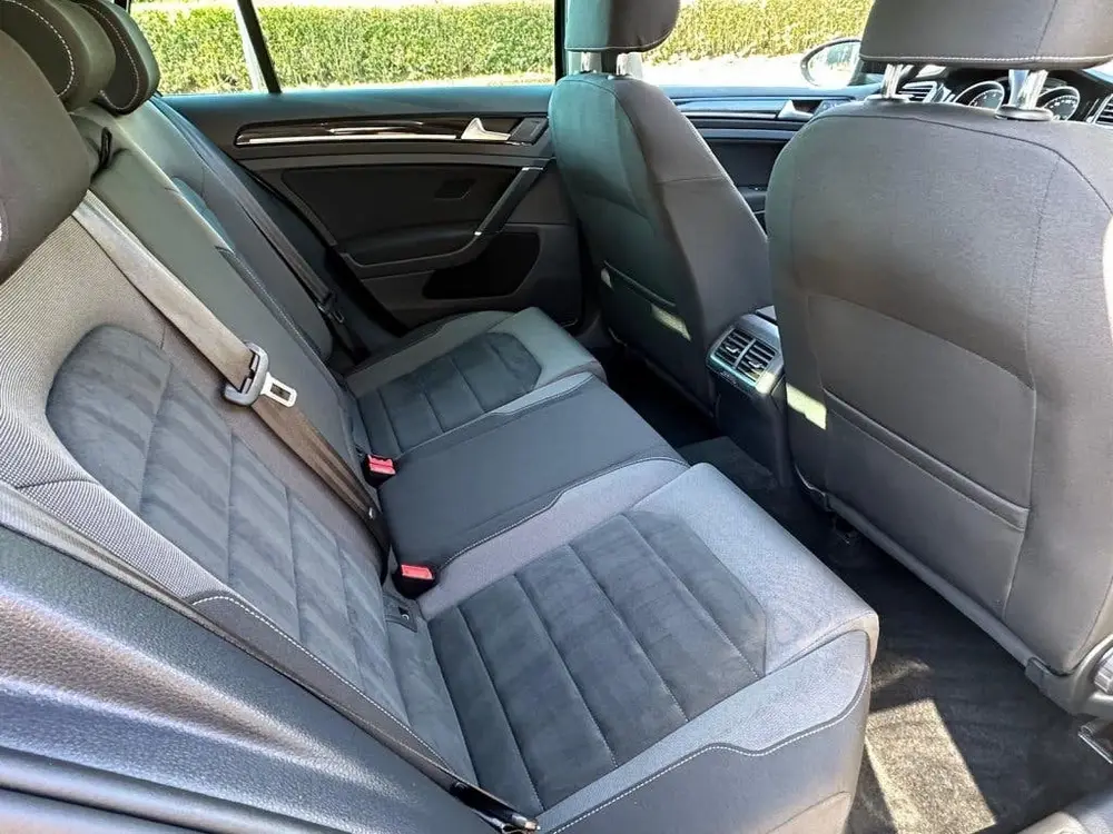 Volkswagen Golf 1.5 TSI Highline Aut. I Pano I Navi I Stoelv uit 2019, foto 18