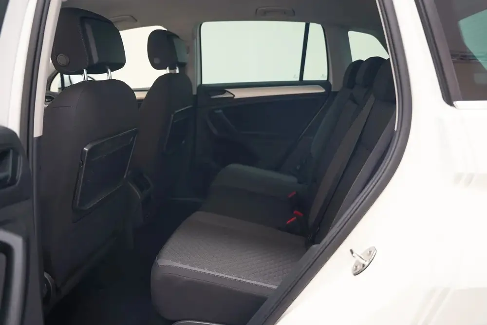 Volkswagen Tiguan 1.5 TSI Comfortline Business [ Apple carpl uit 2019, foto 11