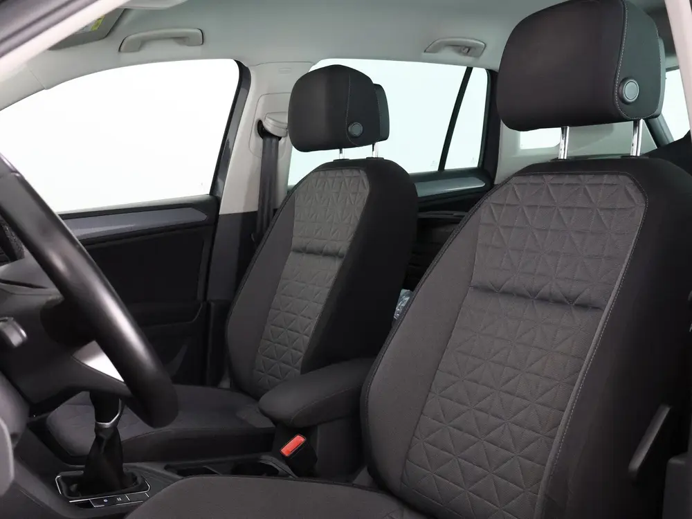 Volkswagen Tiguan 1.5 TSI Life Business | Navigatie | Camera uit 2021, foto 13