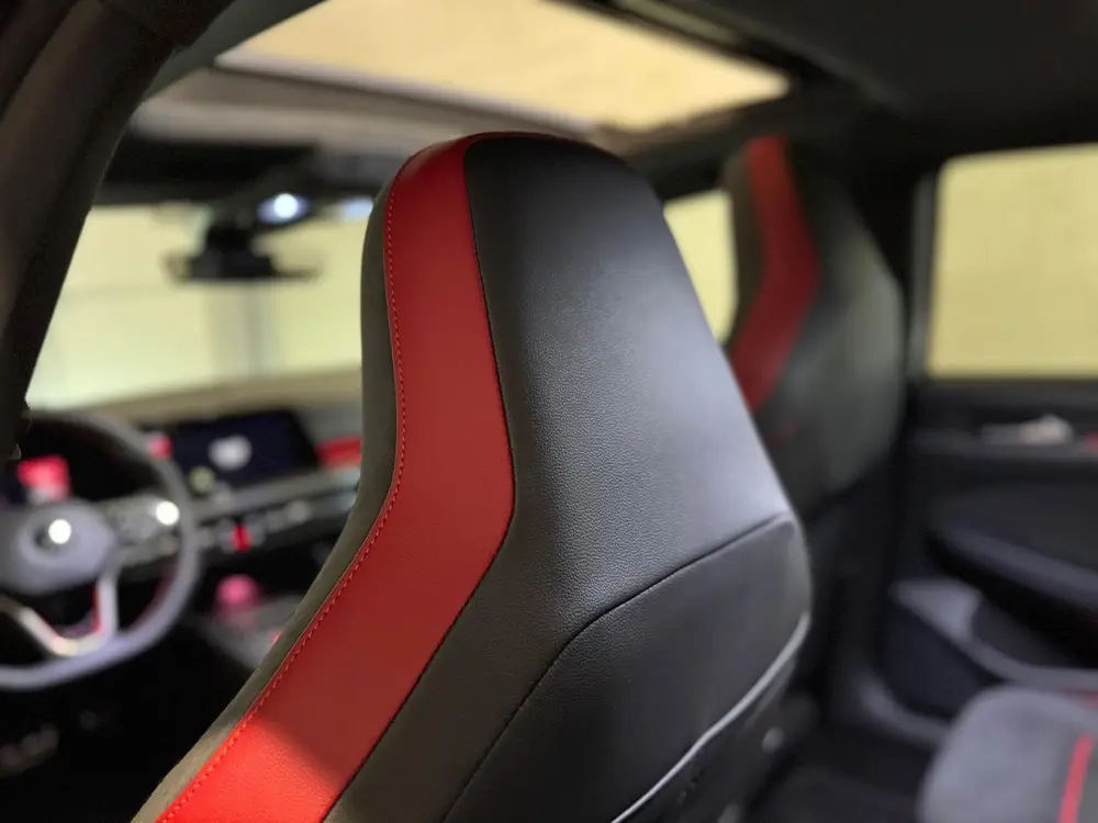 Volkswagen Golf 2.0 TSI GTI Clubsport Pano | Matrix | ACC | uit 2021, foto 17