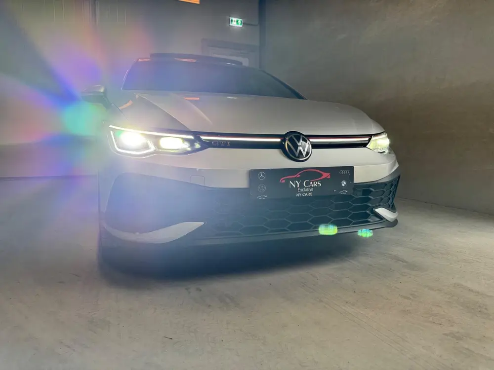 Volkswagen Golf 2.0 TSI GTI Clubsport Pano | Matrix | ACC | uit 2021, foto 4