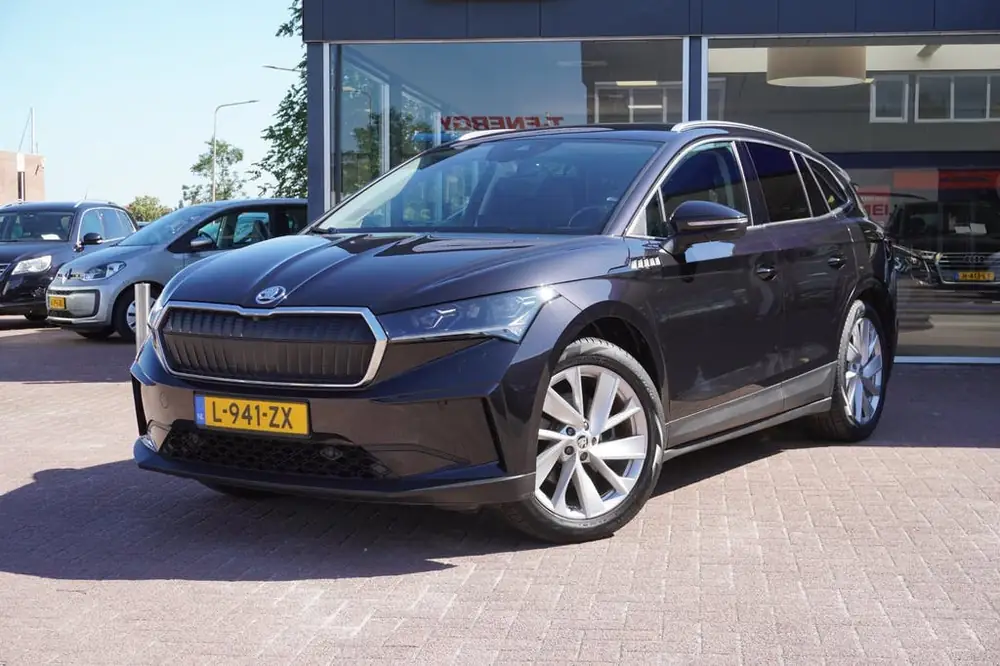 Skoda Enyaq iV 60 Automaat | Navigatie | 19 inch | CarPlay | uit 2021