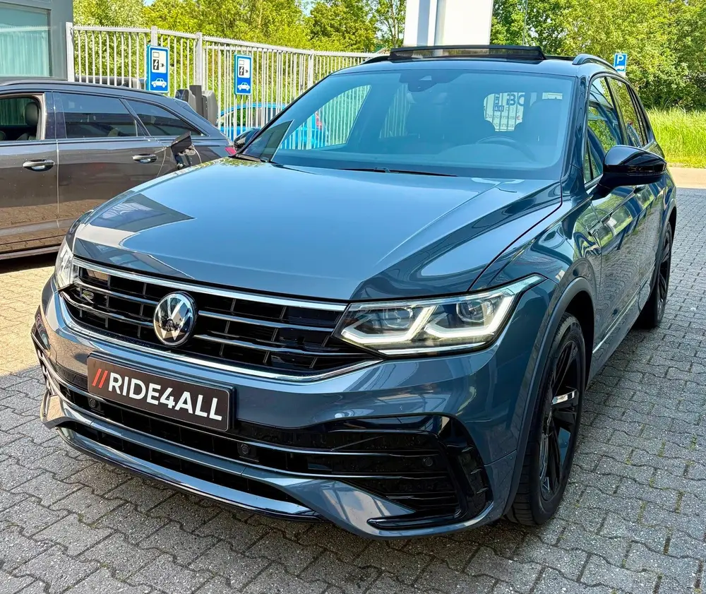 Volkswagen Tiguan 1.5 TSI 3x R-LINE/PANO/CARPLAY/CAMERA uit 2021, foto 3