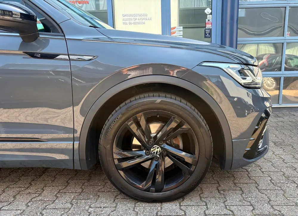 Volkswagen Tiguan 1.5 TSI 3x R-LINE/PANO/CARPLAY/CAMERA uit 2021, foto 6