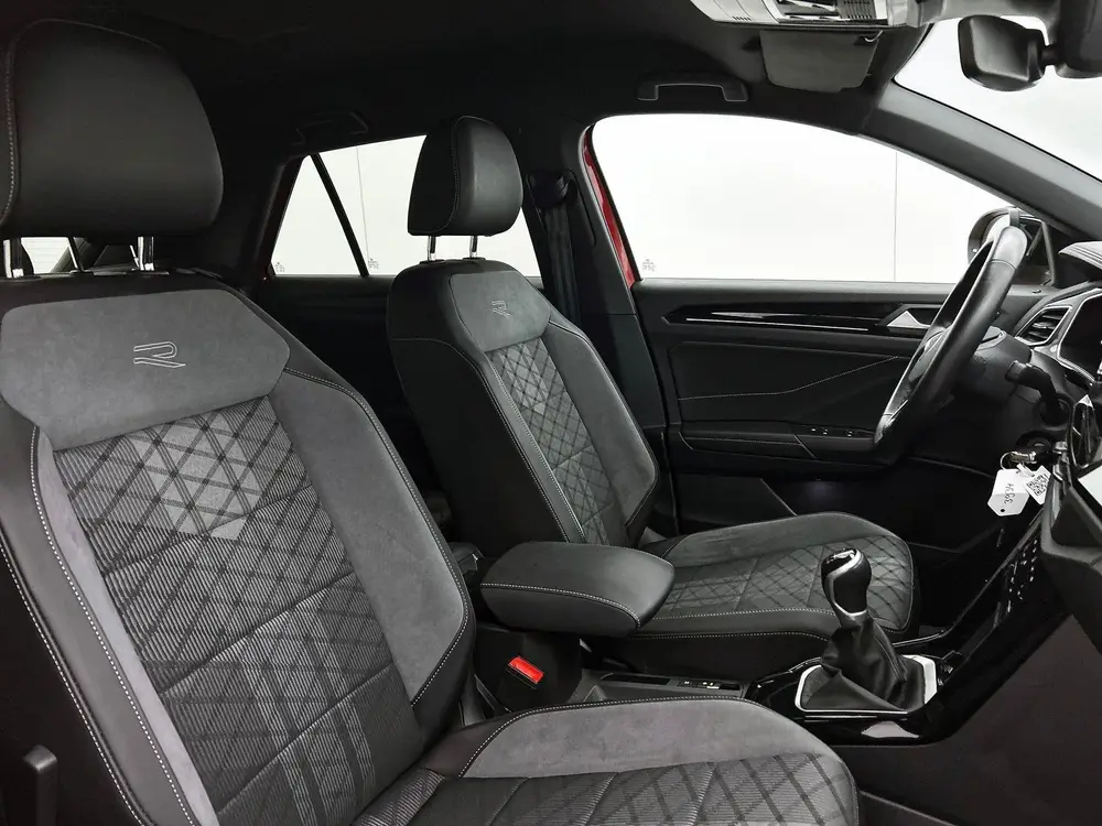 Volkswagen T-Roc 1.0 TSI R-Line | Camera | CarPlay | Adaptiv uit 2024, foto 5
