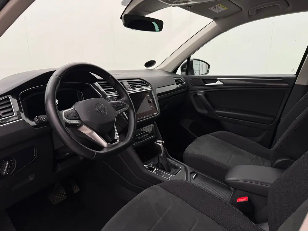 Volkswagen Tiguan 1.5 TSI Elegance | Adaptive Cruise Control uit 2021, foto 4