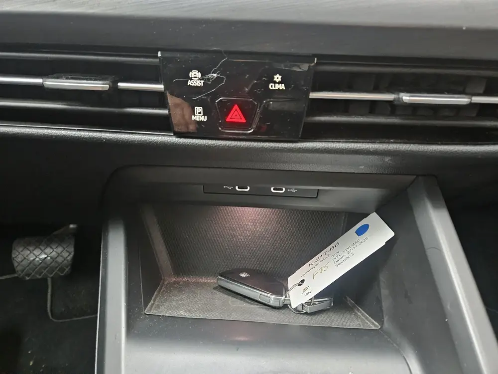 Volkswagen Golf 1.5 eTSI Style (bj 2020, automaat) uit 2020, foto 12