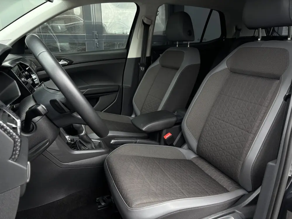 Volkswagen T-Cross 1.0 TSI Style stoelverwarming (bj 2023) uit 2023, foto 6