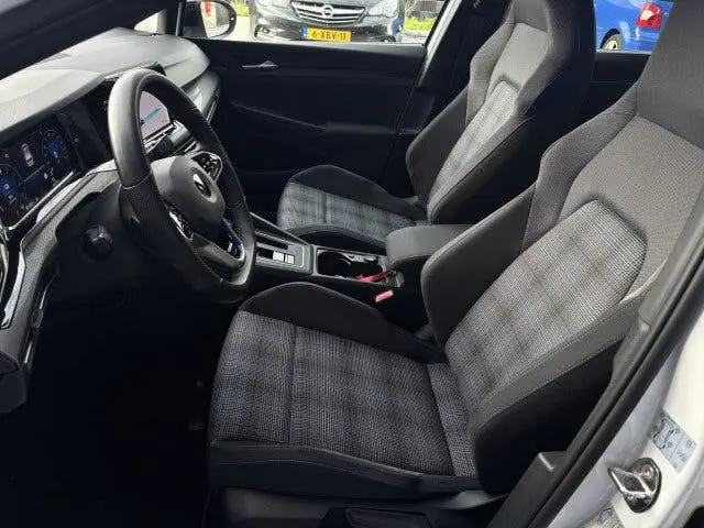Volkswagen Golf 1.4 eHybrid GTE IQ Pano Parelmoer wit uit 2020, foto 15