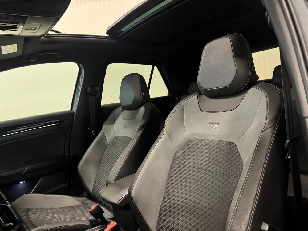Volkswagen T-Roc 2.0 TSI 4Motion R | AKRAPOVIC | PANO | CAME uit 2022, foto 4