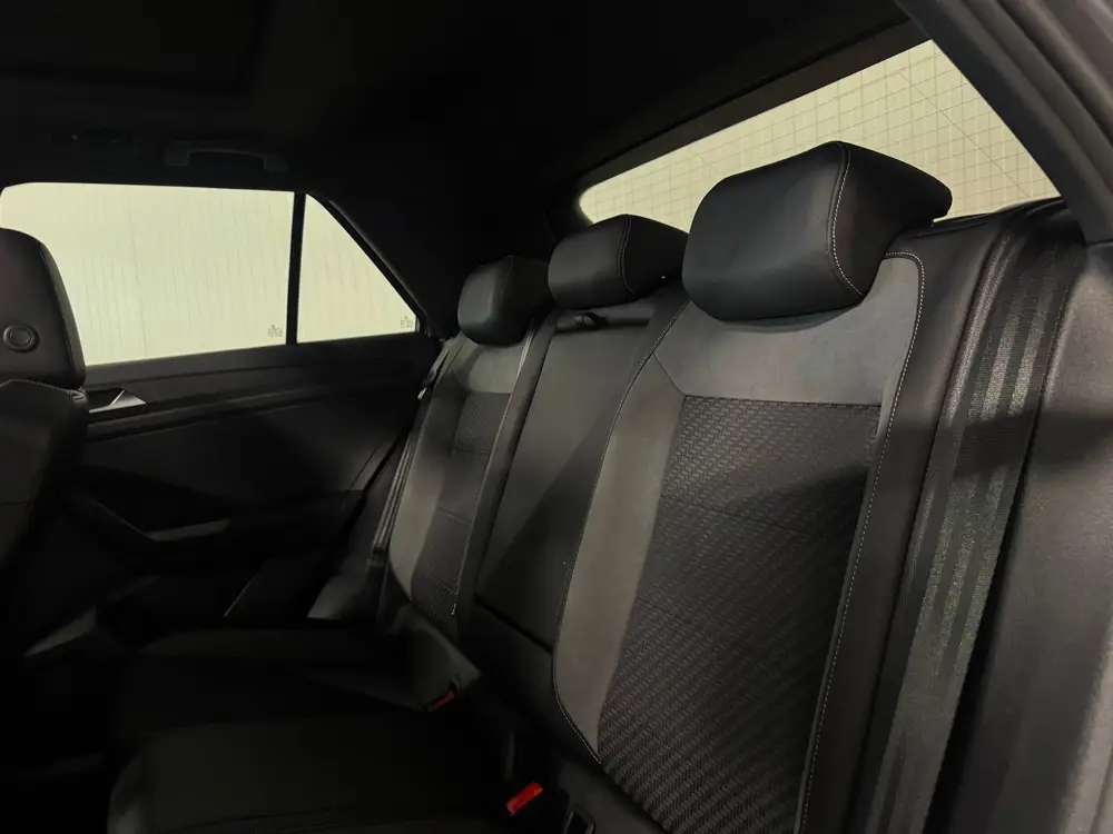 Volkswagen T-Roc 2.0 TSI 4Motion R | AKRAPOVIC | PANO | CAME uit 2022, foto 5