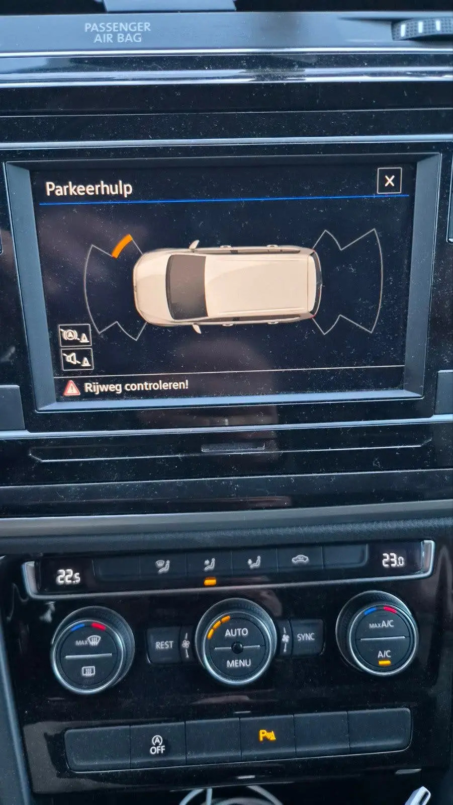 Volkswagen Touran 2.0 TDI 150pk DSG 2020 Wit uit 2020, foto 14