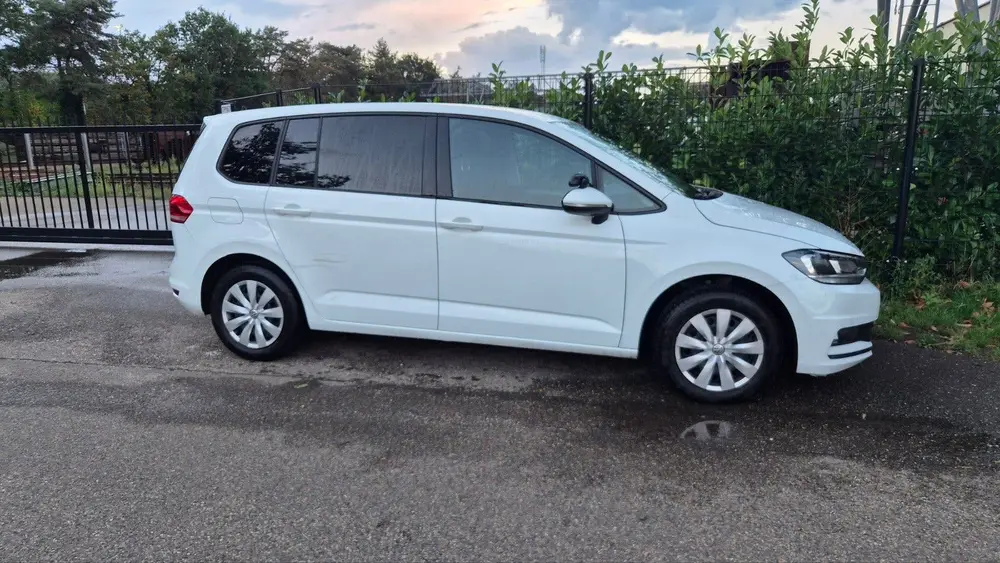 Volkswagen Touran 2.0 TDI 150pk DSG 2020 Wit uit 2020, foto 5