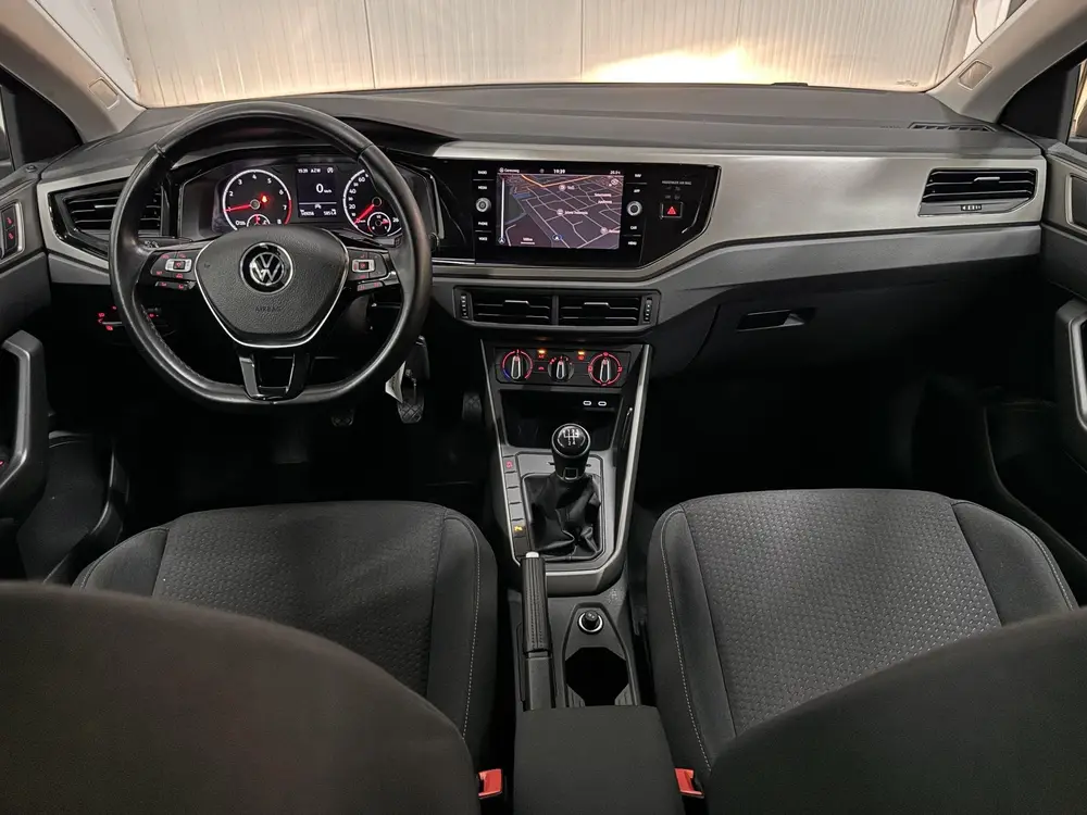 Volkswagen Polo 1.0 TSI Comfortline 96 PK TURBO NAVI CARPLAY uit 2021, foto 3
