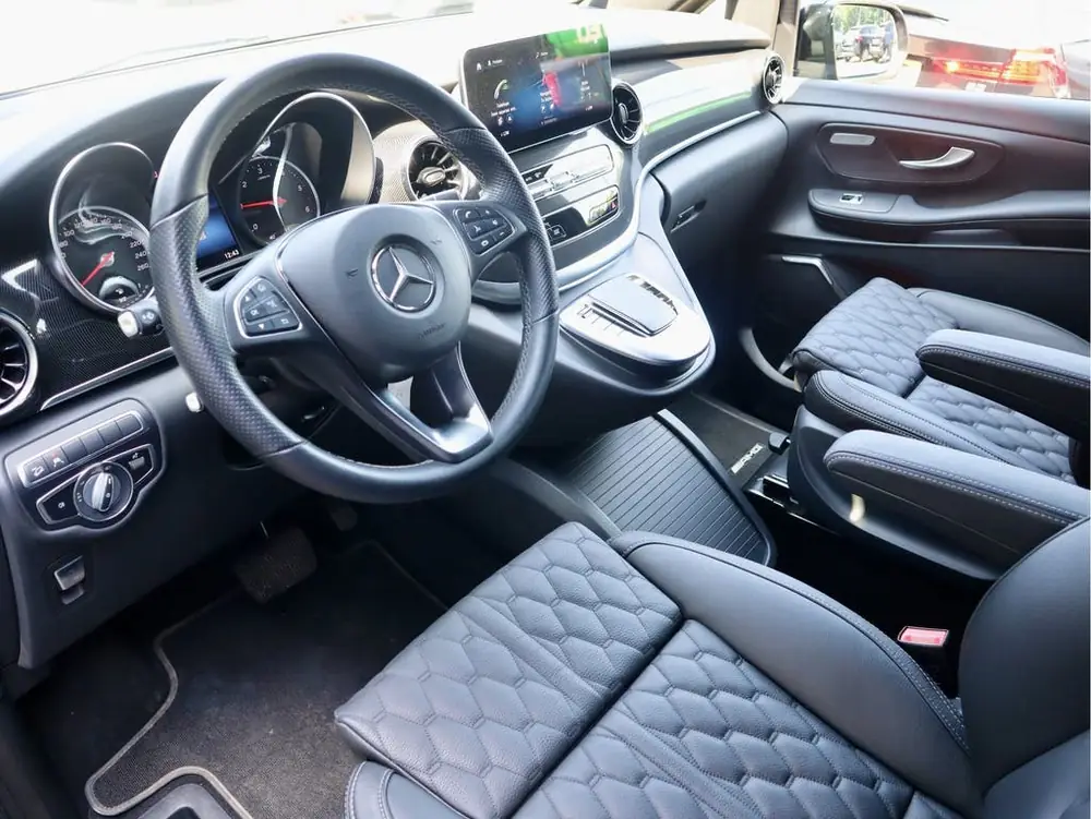 Mercedes-Benz V-Klasse 250 LANG LUXE DUBBELE CABINE 4-MATIC uit 2024, foto 2