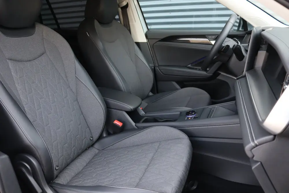 Volkswagen Tayron 1.5 eTSI DSG Edition 7p. IQ.Light/Keyless/ uit 2025, foto 11