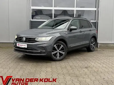 Volkswagen Tiguan 1.5 TSI Life Automaat | Adaptive Cruise | uit 2021