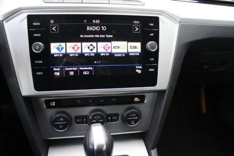 Volkswagen Passat 1.5 TSI Comfortline Business NETTO EXPORT uit 2019, foto 19