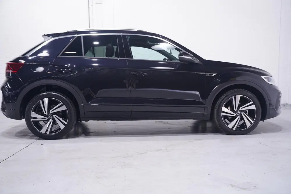 Volkswagen T-Roc 1.5 TSI R-Line Apple Carplay Panodak Achter uit 2025, foto 17