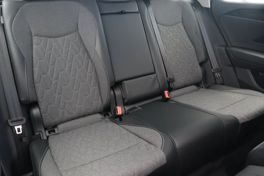 Volkswagen Tiguan 1.5 eHybrid Life | Trekhaak | Camera | ACC uit 2025, foto 14