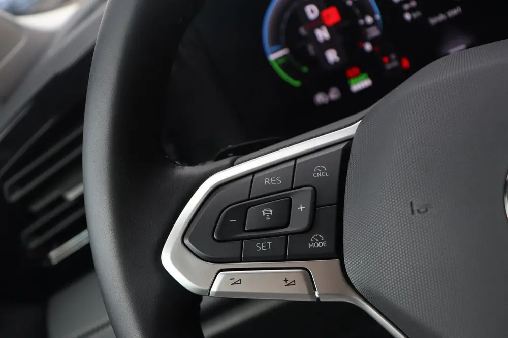 Volkswagen Tiguan 1.5 eHybrid Life | Trekhaak | Camera | ACC uit 2025, foto 19