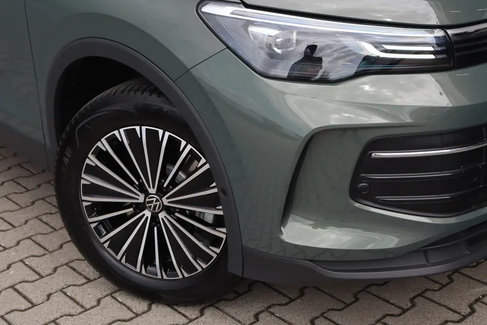 Volkswagen Tiguan 1.5 eHybrid Life | Trekhaak | Camera | ACC uit 2025, foto 7