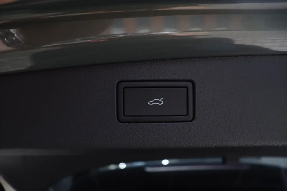 Volkswagen Tiguan 1.5 eHybrid Life | Trekhaak | 360 Camera | uit 2025, foto 18