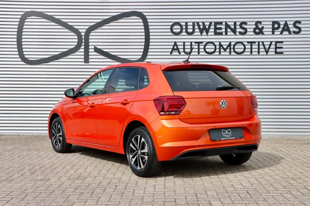 Volkswagen Polo 1.0 TSI Comfortline | NAVIGATIE | STOELVERWA uit 2020, foto 3