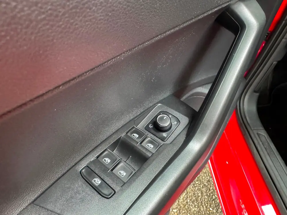 Volkswagen Polo 1.0 TSI Highline Business 116PK VIRTUALDASHB uit 2020, foto 17