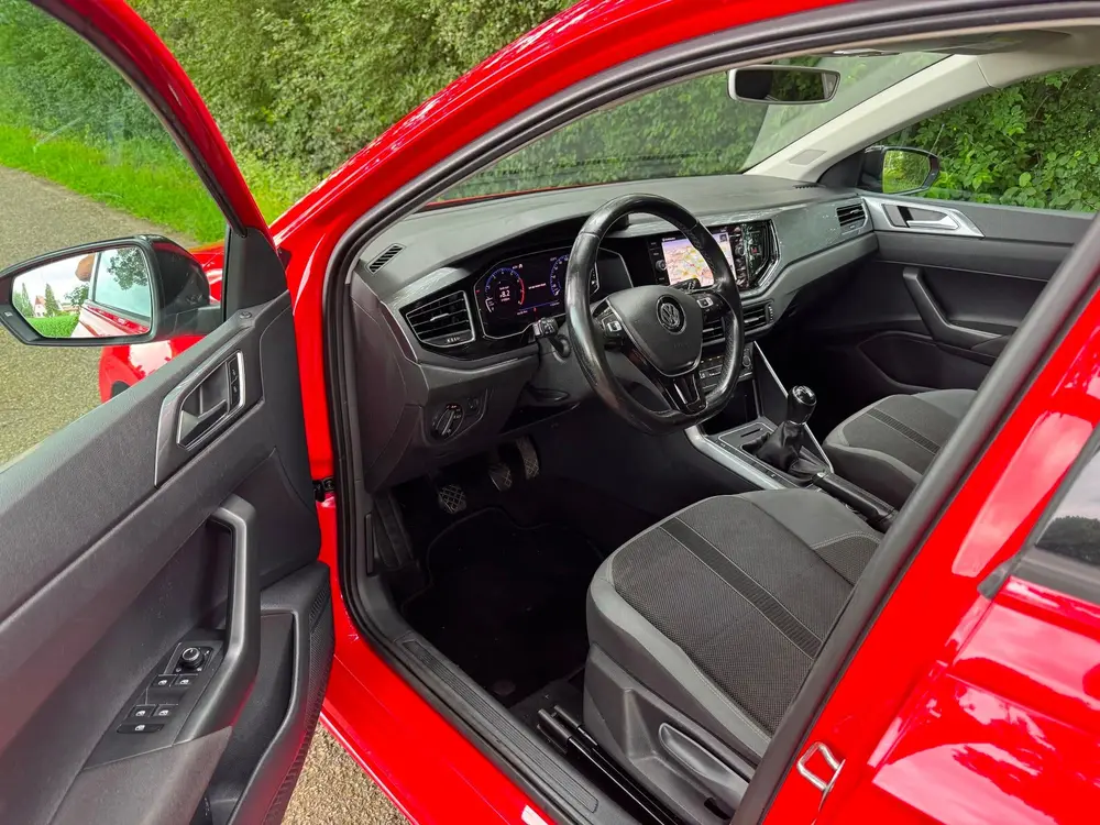 Volkswagen Polo 1.0 TSI Highline Business 116PK VIRTUALDASHB uit 2020, foto 18