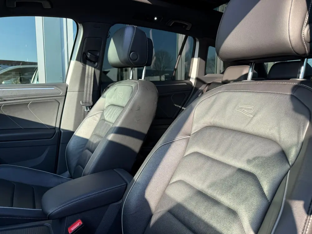 Volkswagen TIGUAN 1.4 TSI eHybrid R-Line Business+ MAXTON Bl uit 2021, foto 15