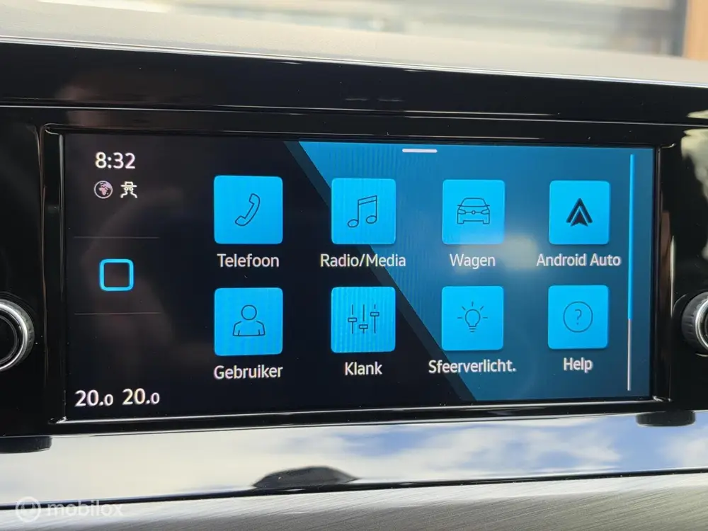 Volkswagen Golf 1.5 TSI STYLE CARPLAY CAMERA ACC MASSAGE uit 2020, foto 16