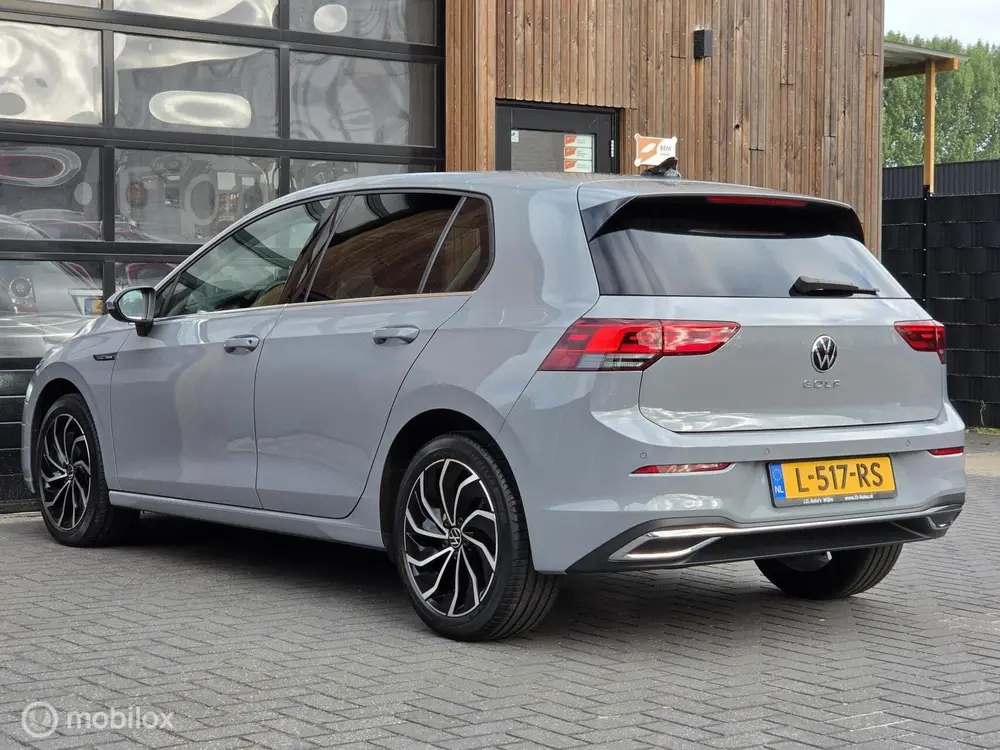 Volkswagen Golf 1.5 TSI STYLE CARPLAY CAMERA ACC MASSAGE uit 2020, foto 8