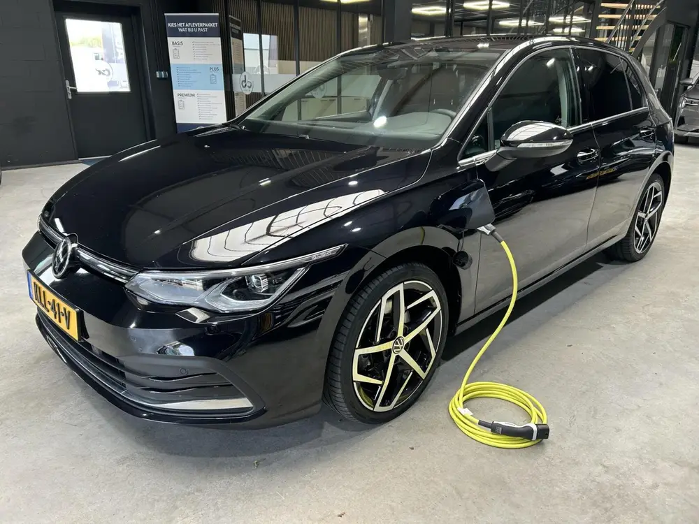 Volkswagen Golf 1.4 eHybrid Style | SOH 95% uit 2021, foto 6