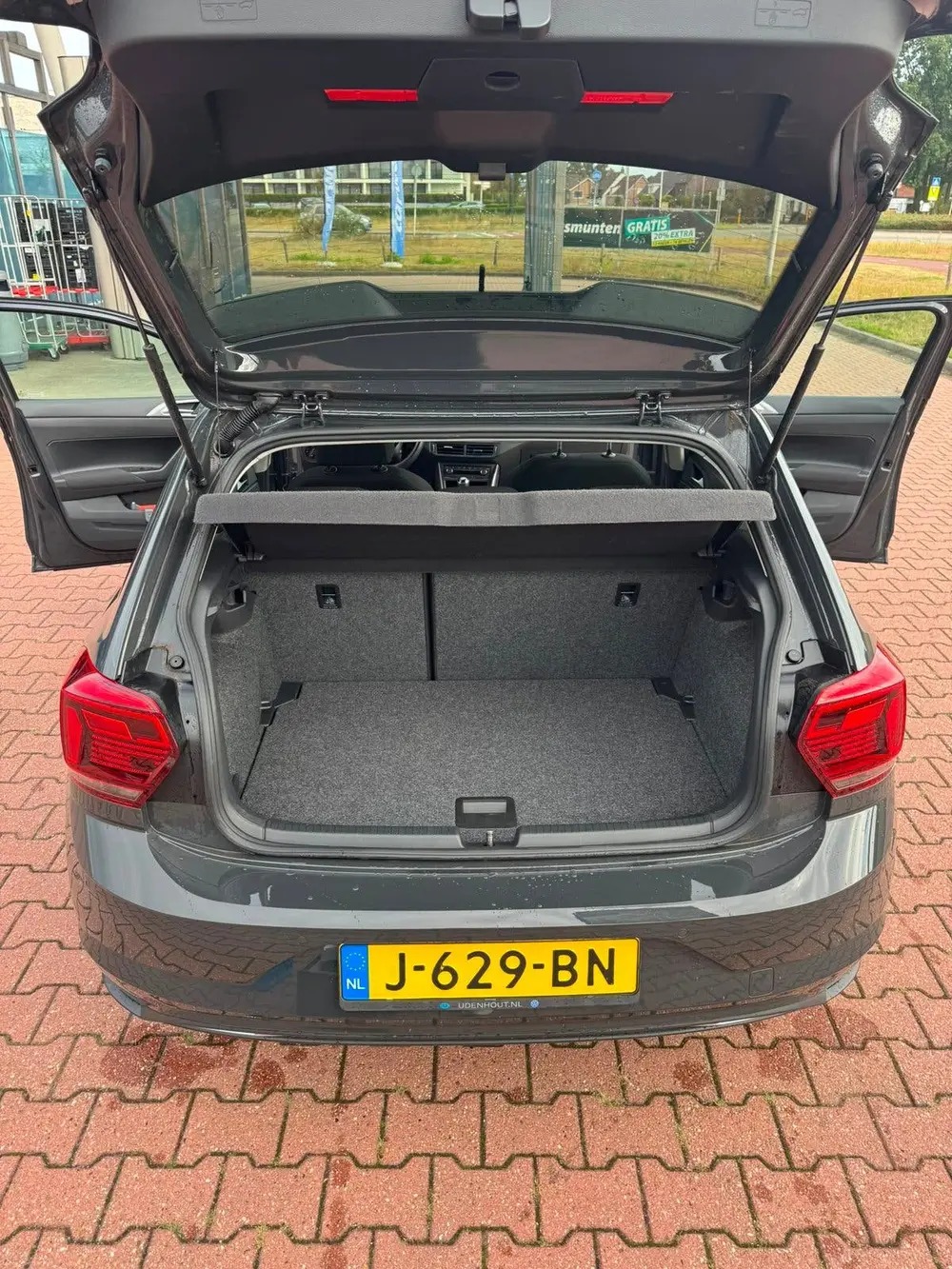 Volkswagen Polo 1.0 TSI R-line 95pk 2020 Urano Grey uit 2020, foto 15