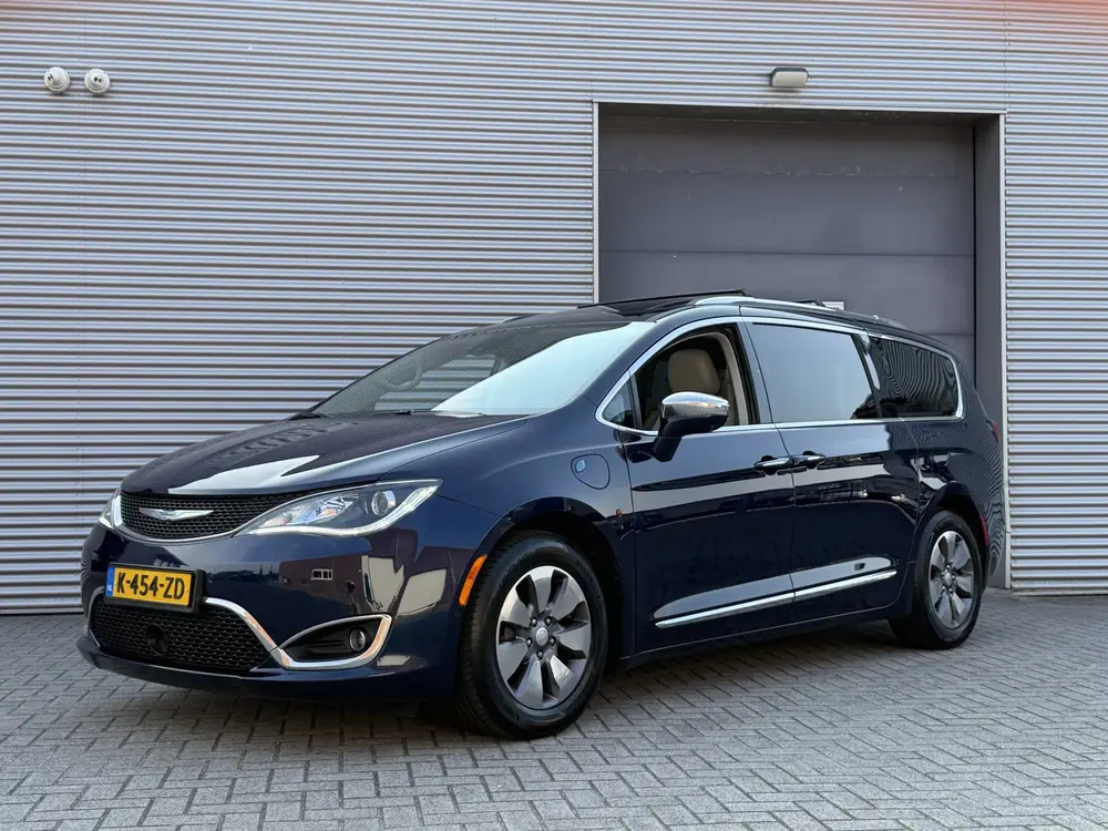 Chrysler Pacifica 3.6 V6 Hybrid I PHEV I Aut. I 7 Pers. I Pa uit 2019, foto 2