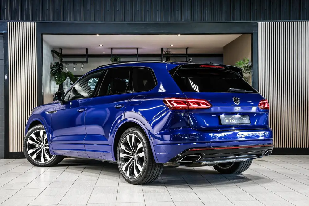 Volkswagen Touareg 3.0 TSi 4MOTION R|HUD|Ventilatie|Pano|21" uit 2022, foto 3