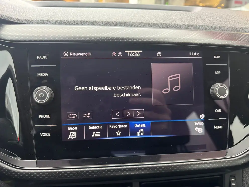 Volkswagen T-Cross 1.0 TSI Life (bj 2023) uit 2023, foto 16