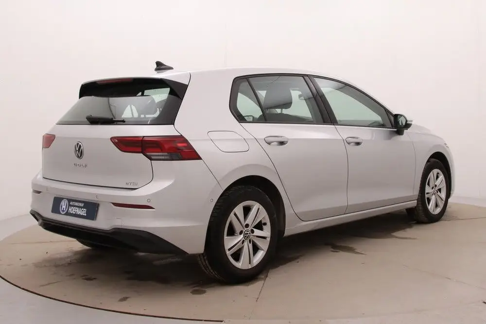 Volkswagen Golf 1.5 eTSI Life Business | Automaat | Adaptive uit 2022, foto 2